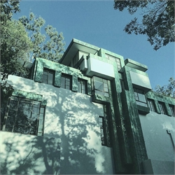 Lloyd Wright's Samuel-Navarro House was one of Diane Keaton's restoration projects.
